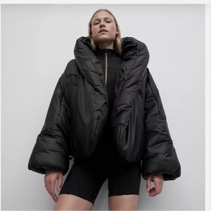 NWT Lululemon Hooded Insulated Wrap